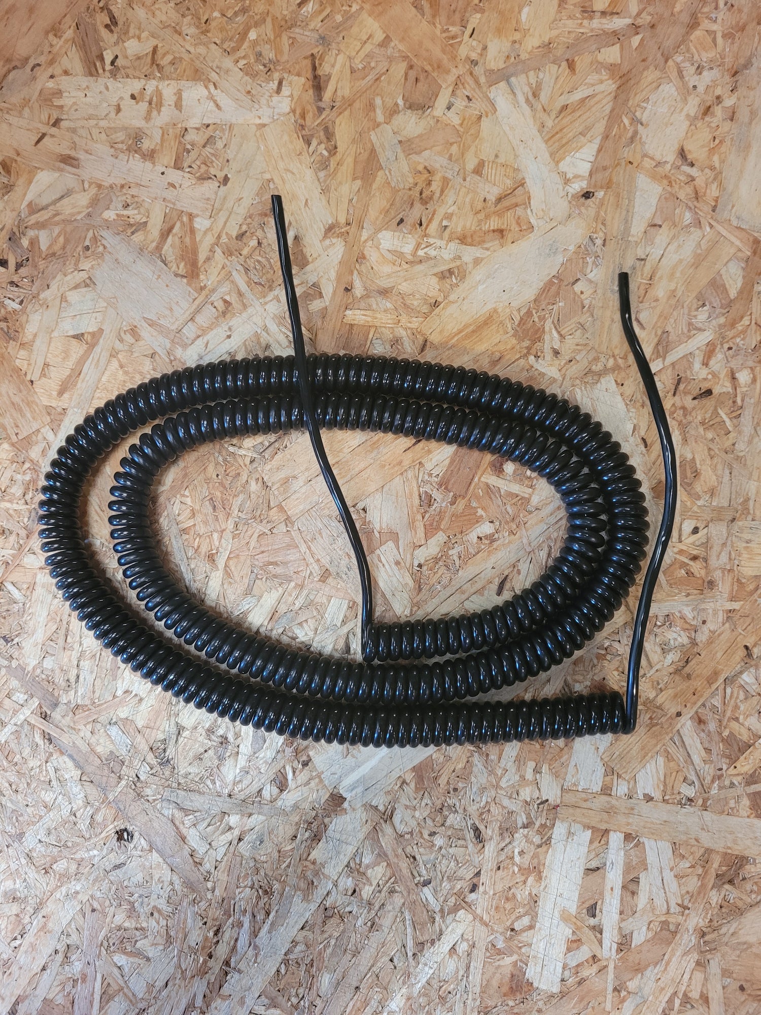 2 CORE 0.5sqmm COILED BLACK PUR POWER/ DATA CABLE, VARIOUS SIZES