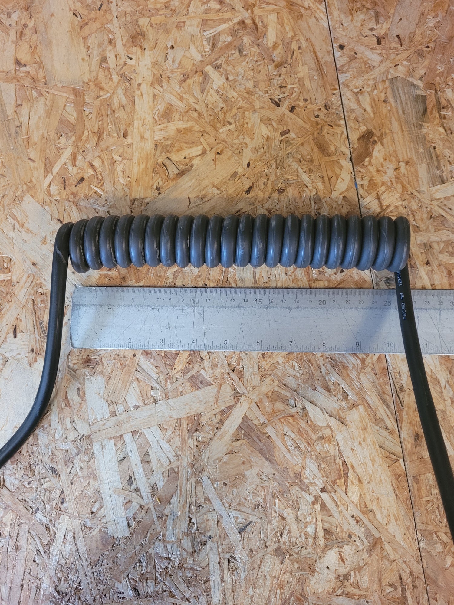 2 Core 4sqmm Black Coiled Power LSZH Cable