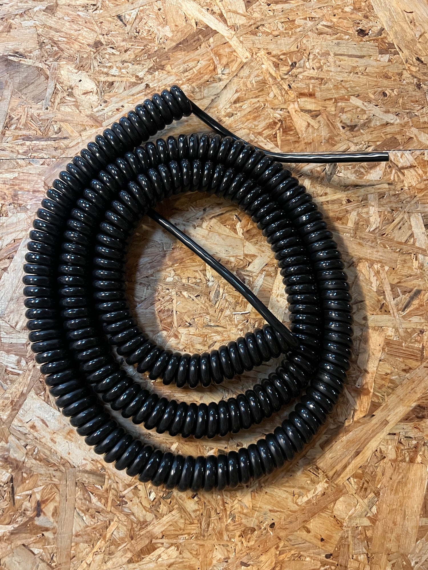 3 Core 0.75sqmm Black PUR Coiled Power Cable (Various sizes)