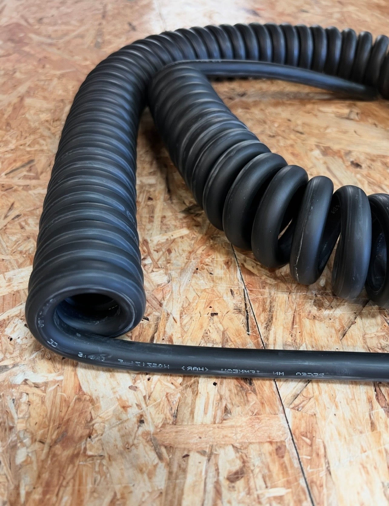 3 Core 2.5sqmm Coiled Black LSZH 16A Power Cable