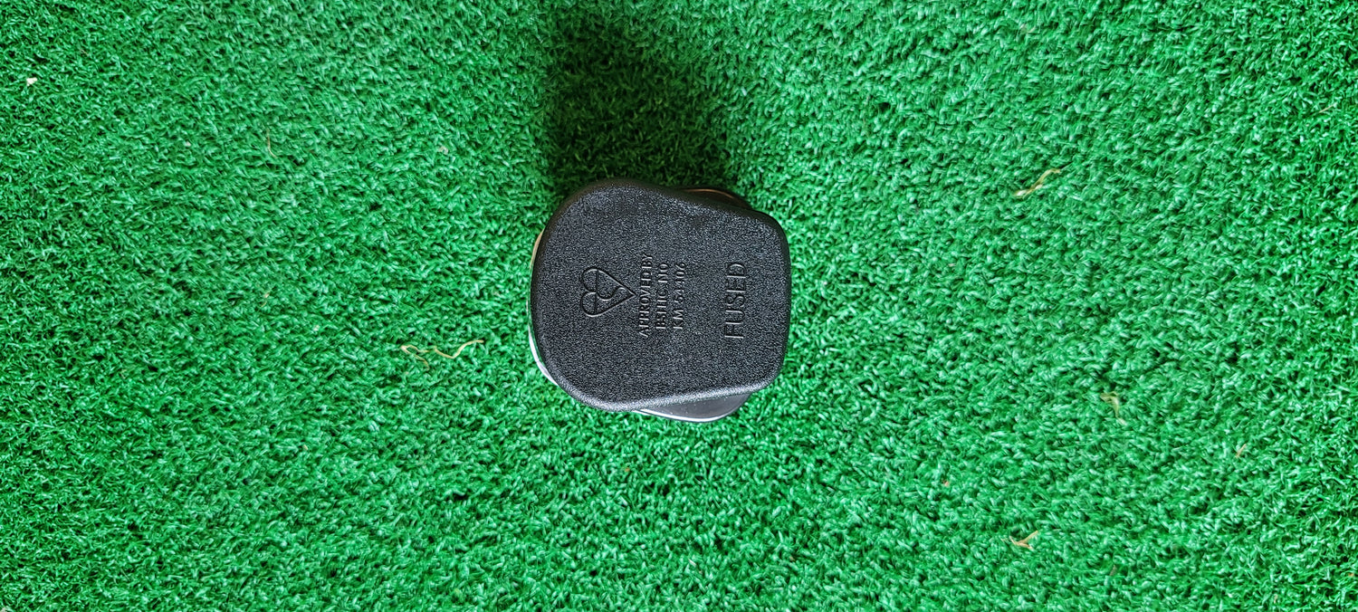 3 Pin UK Rewireable Mains Plug with 10amp Fuse (Various Colours)