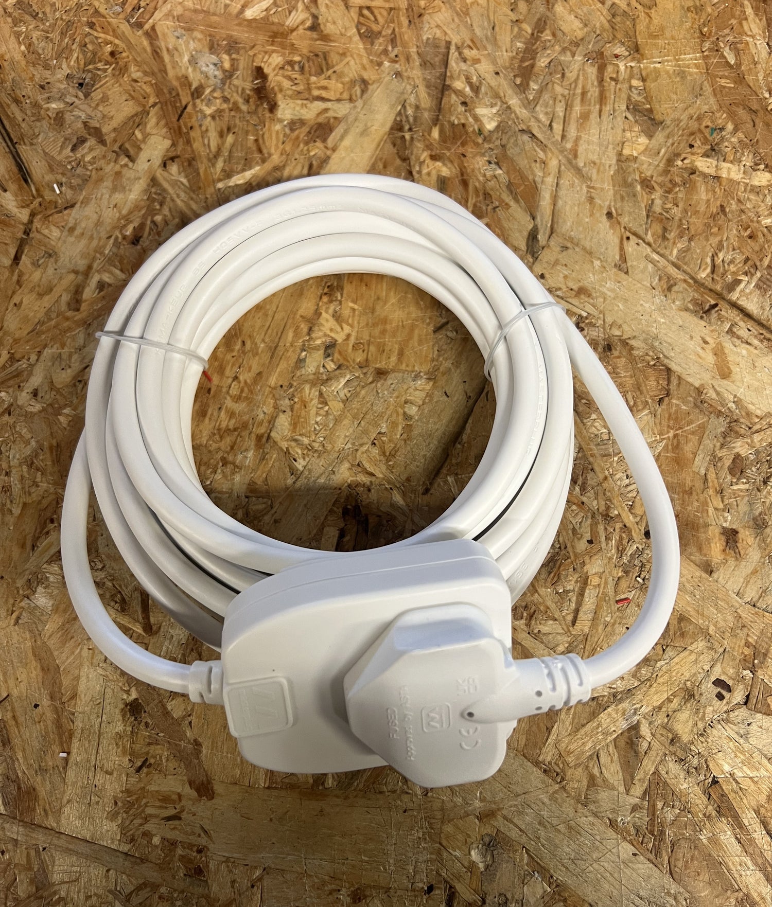 Masterplug 1-Way, White PVC Extension Lead