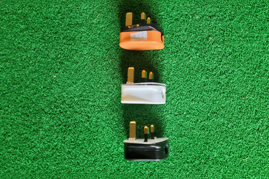 3 Pin UK Rewireable Mains Plug with 10amp Fuse (Various Colours)