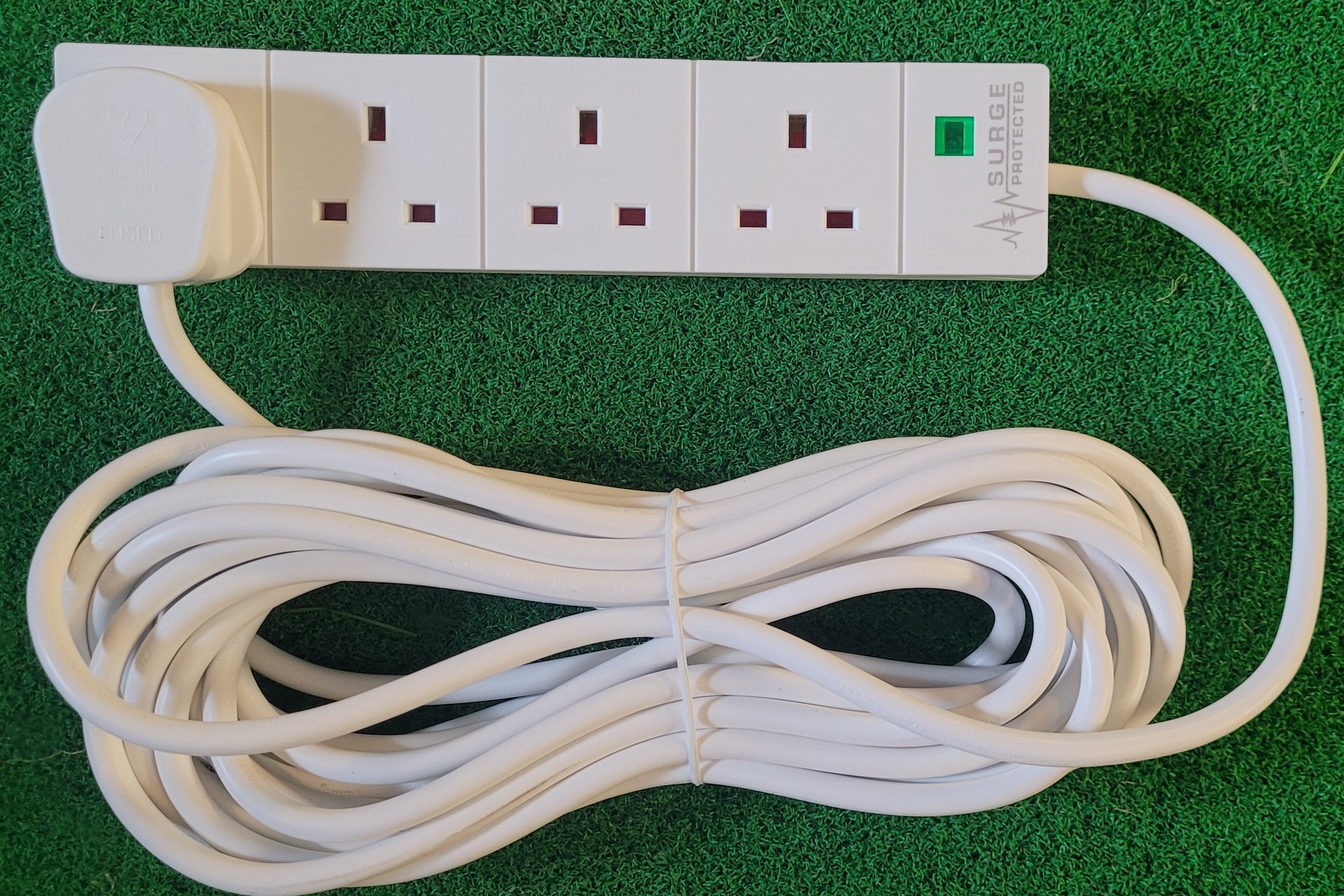 Extension Leads Graphics Power and Data Extension Leads – Curly Cable Company