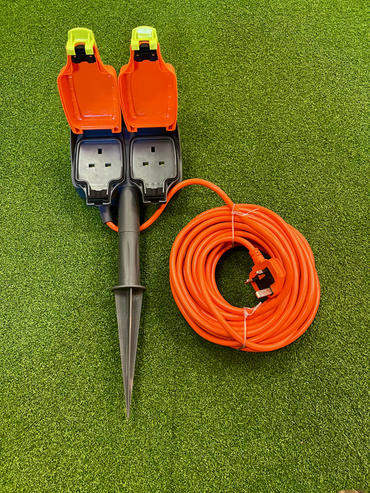 Garden Spike with 2 Weatherproof Sockets and 15m Cable