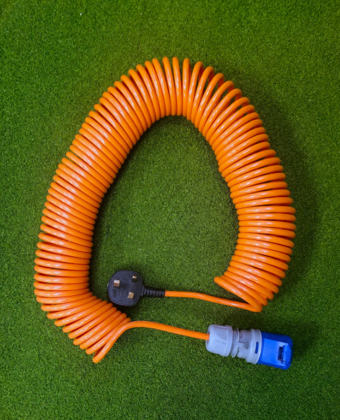 Caravan and Campervan Mains Hook Up Lead, with IP44 Socket and UK Plug